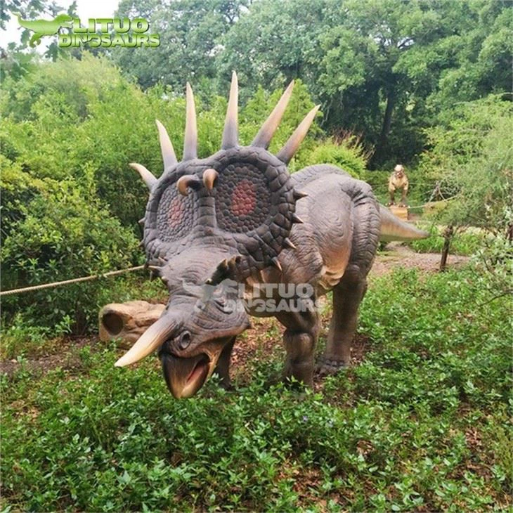 Animatronic Model Styracosaurus  (3)(001)